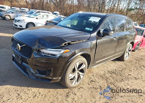 2022 Volvo Xc90 Recharge Plug-In Hybrid T8 R-Design Extended Range 7P z USA, uszkodzony, nr VIN YV4H60CM1N1843803